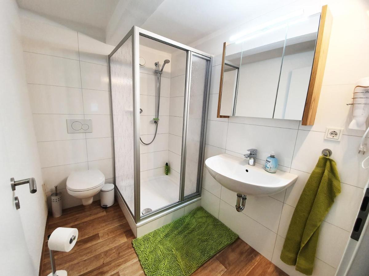 Graefrath Gaestehaus Neunkirchen-Seelscheid Neunkirchen  Extérieur photo