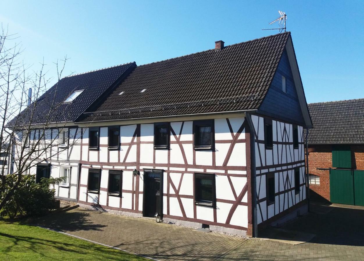 Graefrath Gaestehaus Neunkirchen-Seelscheid Neunkirchen  Extérieur photo